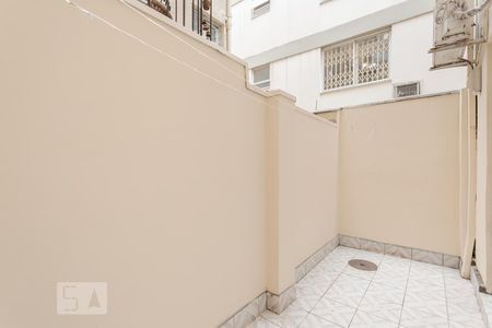 Apartamento à venda com 45m², 1 quarto e sem vaga Apartamento à venda com 45m², 1 quarto e sem vagaVaranda