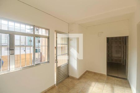 Sala de casa para alugar com 2 quartos, 65m² em Vila Divina Pastora, São Paulo