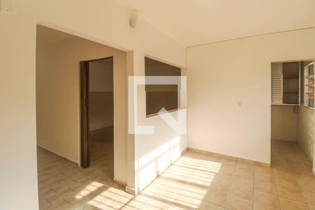 Sala de casa para alugar com 2 quartos, 65m² em Vila Divina Pastora, São Paulo