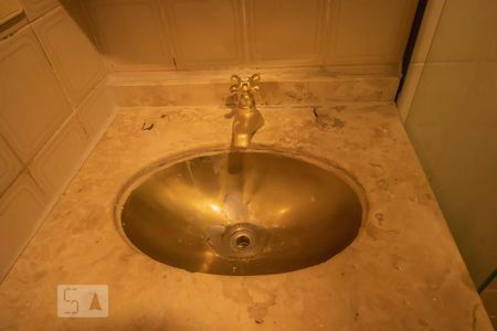 Apartamento à venda com 59m², 2 quartos e 1 vaga Apartamento à venda com 59m², 2 quartos e 1 vagaBanheiro