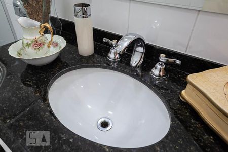 Apartamento para alugar com 110m², 3 quartos e 2 vagasBanheiro social 