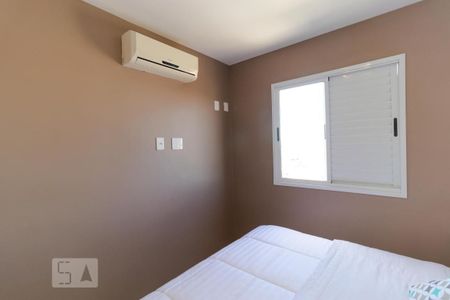Apartamento à venda com 80m², 3 quartos e 2 vagas Apartamento à venda com 80m², 3 quartos e 2 vagasSuíte