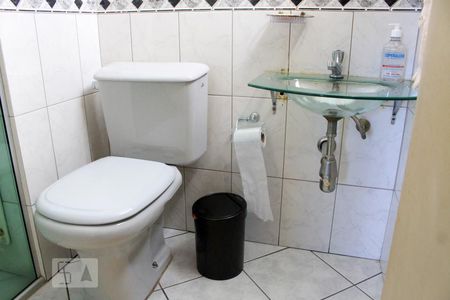 Apartamento para alugar com 45m², 2 quartos e 1 vaga Apartamento para alugar com 45m², 2 quartos e 1 vagaBanheiro