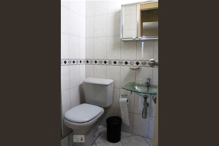 Apartamento para alugar com 45m², 2 quartos e 1 vaga Apartamento para alugar com 45m², 2 quartos e 1 vagaBanheiro