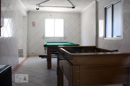 Apartamento para alugar com 45m², 2 quartos e 1 vaga Apartamento para alugar com 45m², 2 quartos e 1 vagaÁrea comum - Salão de Jogos
