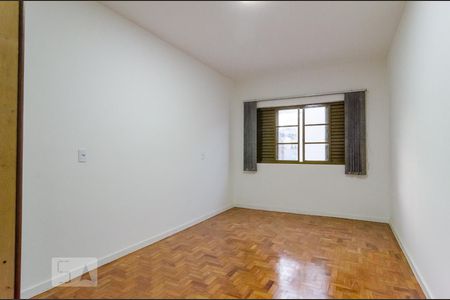 Casa para alugar com 500m², 15 quartos e 3 vagasQuarto 2