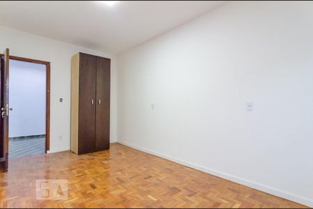 Casa para alugar com 500m², 15 quartos e 3 vagasQuarto 2