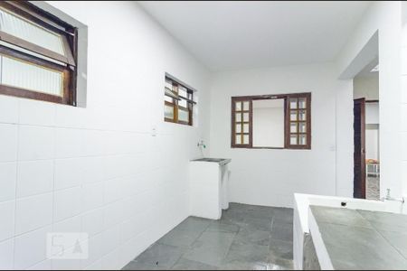 Casa para alugar com 500m², 15 quartos e 3 vagasLavanderia