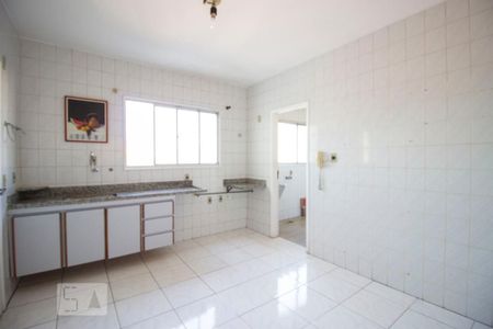 Apartamento à venda com 75m², 2 quartos e 1 vagaCozinha - Armários