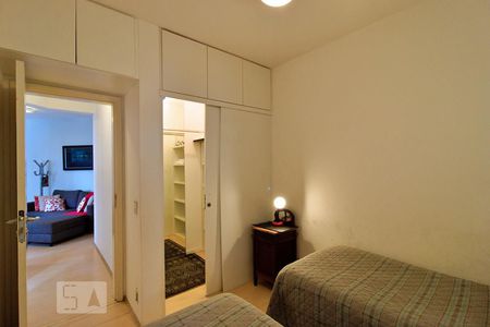 Apartamento à venda com 50m², 1 quarto e 1 vagaQuarto