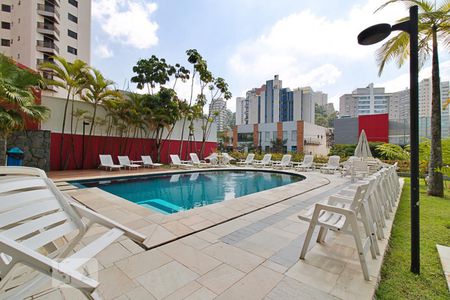 Apartamento à venda com 50m², 1 quarto e 1 vagaÁrea comum - Piscina