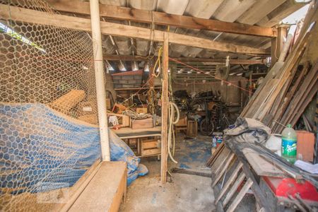 Casa à venda com 300m², 4 quartos e 5 vagas Casa à venda com 300m², 4 quartos e 5 vagasQuintal