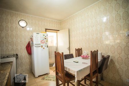 Casa à venda com 300m², 4 quartos e 5 vagas Casa à venda com 300m², 4 quartos e 5 vagasCozinha