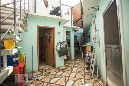 Casa à venda com 300m², 4 quartos e 5 vagas Casa à venda com 300m², 4 quartos e 5 vagasÁrea de Serviço