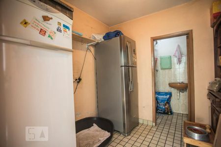 Casa à venda com 300m², 4 quartos e 5 vagas Casa à venda com 300m², 4 quartos e 5 vagasQuarto de Serviço