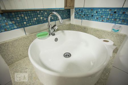 Casa à venda com 300m², 4 quartos e 5 vagas Casa à venda com 300m², 4 quartos e 5 vagasBanheiro Suite - Torneira