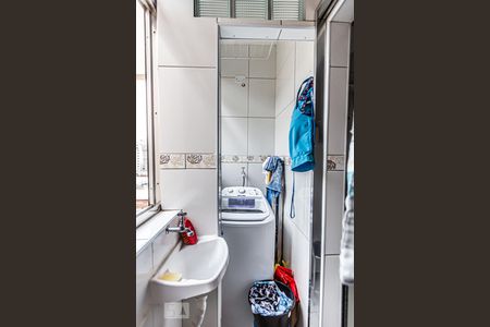 Apartamento à venda com 71m², 2 quartos e sem vaga Apartamento à venda com 71m², 2 quartos e sem vagaÁrea de serviço