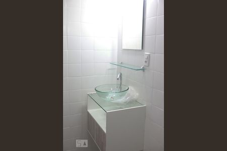 Apartamento para alugar com 60m², 2 quartos e 1 vagaBanheiro Social