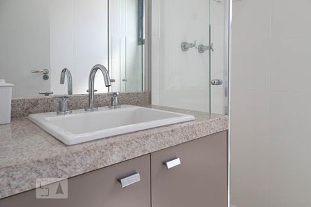 Apartamento à venda com 120m², 4 quartos e 2 vagasBanheiro suíte 4