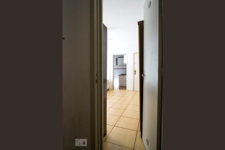 Sala/Quarto de kitnet/studio à venda com 1 quarto, 27m² em Partenon, Porto Alegre