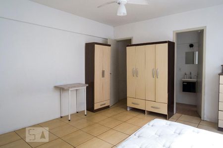 Sala/Quarto de kitnet/studio à venda com 1 quarto, 27m² em Partenon, Porto Alegre