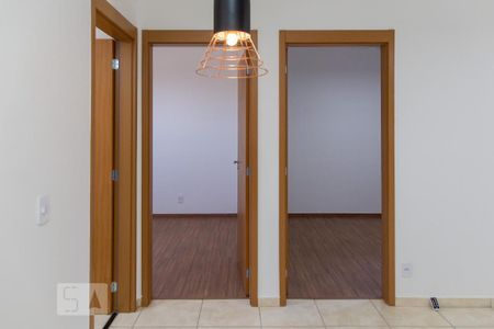 Sala de apartamento para alugar com 2 quartos, 44m² em Residencial Parque dos Servidores, Ribeirão Preto