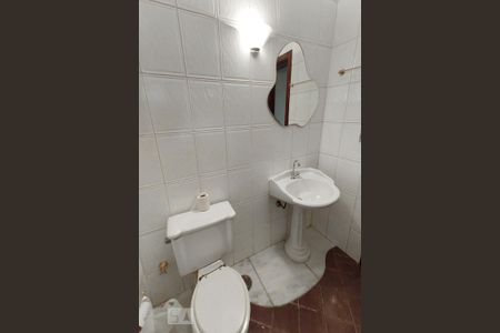 Casa à venda com 580m², 4 quartos e 1 vagaBanheiro do Salão de Festa