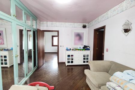 Casa à venda com 580m², 4 quartos e 1 vagaQuarto 3 Suíte 