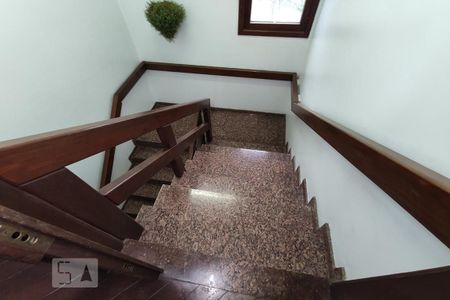 Casa à venda com 580m², 4 quartos e 1 vagaEscada