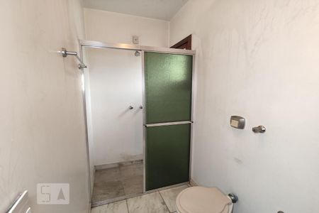 Casa à venda com 580m², 4 quartos e 1 vagaBanheiro de Serviço