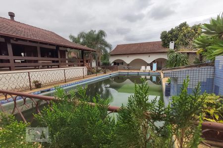 Casa à venda com 580m², 4 quartos e 1 vagaPiscina