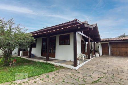 Casa à venda com 580m², 4 quartos e 1 vagaSalão de Festa