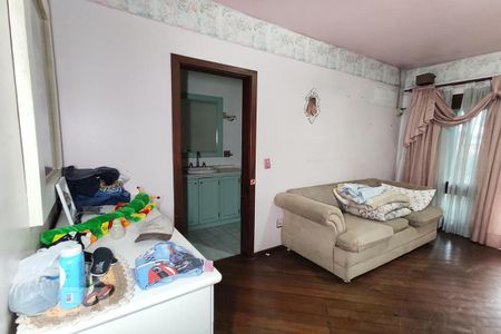 Casa à venda com 580m², 4 quartos e 1 vagaQuarto 3 Suíte 