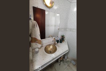 Casa à venda com 580m², 4 quartos e 1 vagaLavabo