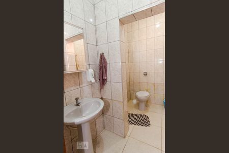 Casa à venda com 430m², 3 quartos e 1 vagaBanheiro 3