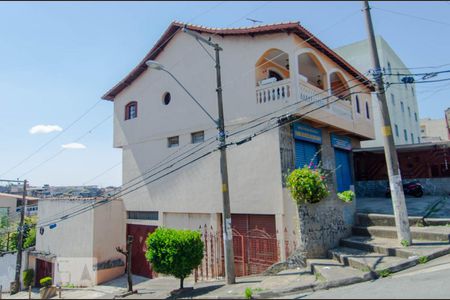 Casa à venda com 430m², 3 quartos e 1 vagaFachada - Lateral 
