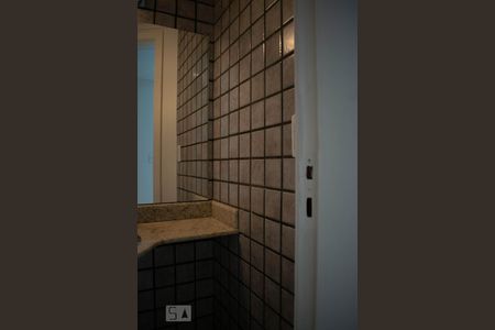 Apartamento à venda com 310m², 3 quartos e 3 vagasBanheiro