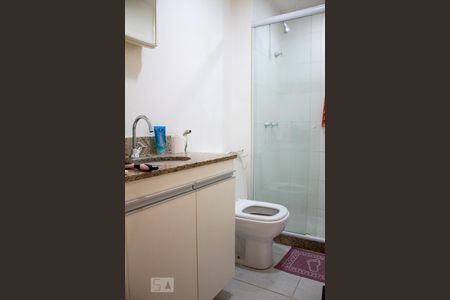 Apartamento à venda com 112m², 3 quartos e 2 vagas Apartamento à venda com 112m², 3 quartos e 2 vagasBanheiro Social