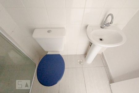 Studio para alugar com 37m², 1 quarto e sem vaga Studio para alugar com 37m², 1 quarto e sem vagaBanheiro
