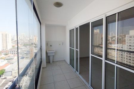 Studio para alugar com 37m², 1 quarto e sem vaga Studio para alugar com 37m², 1 quarto e sem vagaVaranda