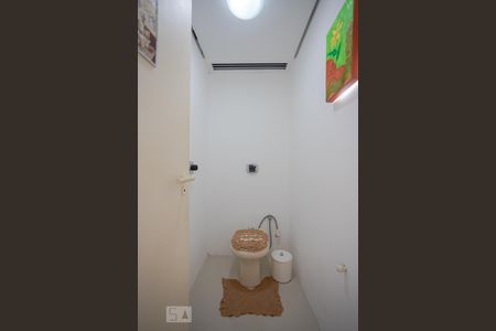 Apartamento à venda com 76m², 3 quartos e 1 vaga Apartamento à venda com 76m², 3 quartos e 1 vagaLavabo