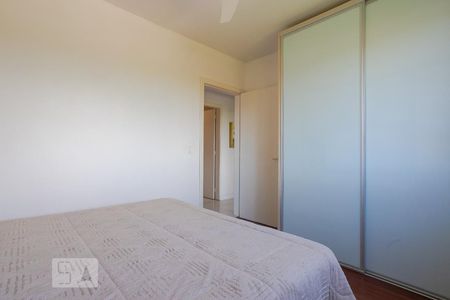 Apartamento à venda com 76m², 3 quartos e 1 vaga Apartamento à venda com 76m², 3 quartos e 1 vagaQuarto 3