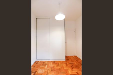 Quarto 1 de apartamento para alugar com 2 quartos, 48m² em Vila Buarque, São Paulo