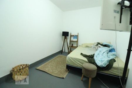 Casa à venda com 220m², 5 quartos e 2 vagasQuarto 6