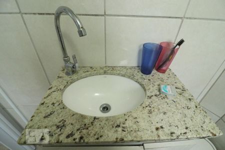 Casa à venda com 220m², 5 quartos e 2 vagasBanheiro 1