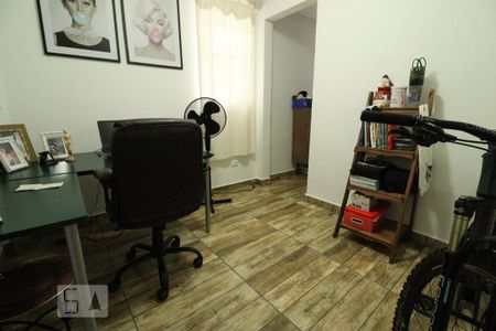 Casa à venda com 220m², 5 quartos e 2 vagasQuarto 7