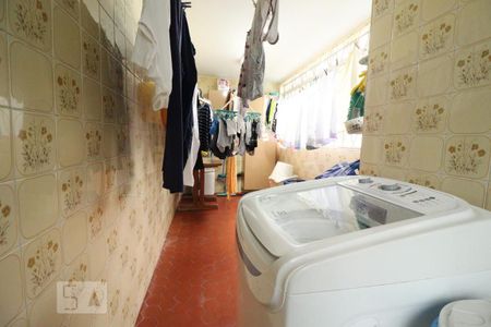 Casa à venda com 220m², 5 quartos e 2 vagasÁrea de Serviço 1