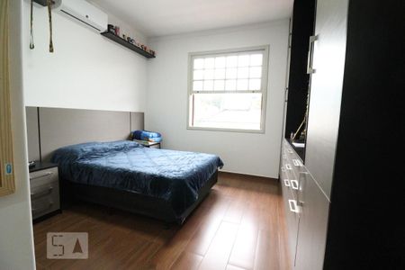 Casa à venda com 220m², 5 quartos e 2 vagasQuarto 2