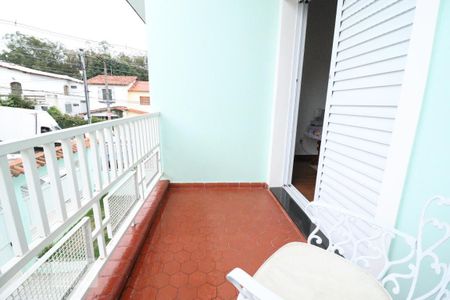 Casa à venda com 220m², 5 quartos e 2 vagasQuarto 1