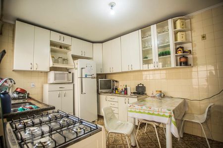 Casa à venda com 270m², 4 quartos e 3 vagasCozinha